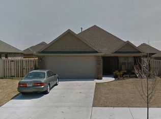 3054 N Raven Ln, Fayetteville, AR 72704