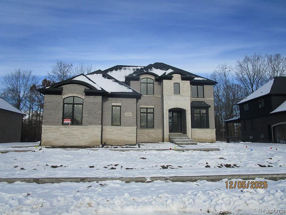 1st image of 2455 Buckthorn Dr