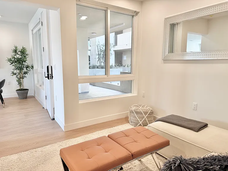 1 Bed 1 Bath plus Den