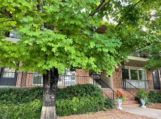 1864 Montclaire Ln APT A, Vestavia Hills, AL 35216