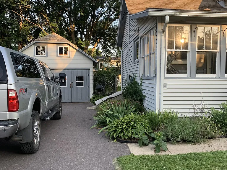 342 Elm St — Photo 34