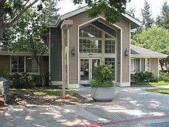 3rd image of 2698 Somerset Park Cir