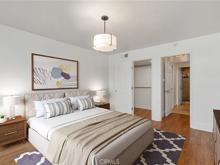 911 N Kings Rd #319 — Photo 27