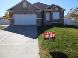 1147 W 1300 N, Clinton, UT 84015