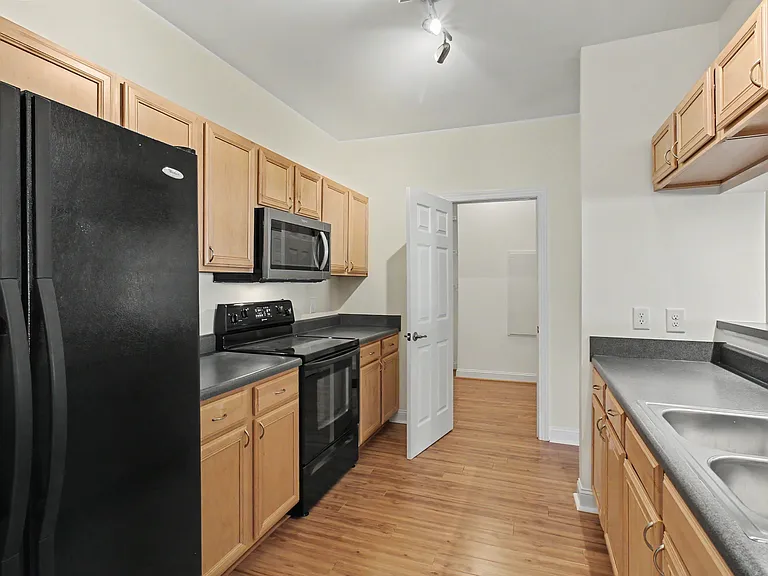 1925 Tara Ct #204 — Photo 14
