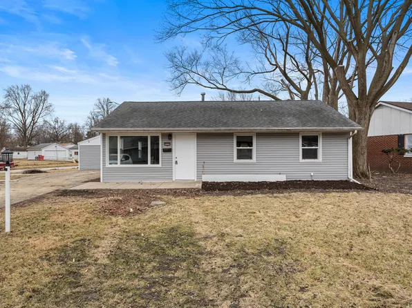 1501 Holly Hill Dr, Champaign, IL 61821