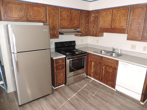 5th image of 2339 Walden Dr APT 2