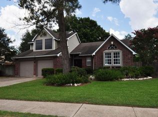 8406 Plum Lake Dr, Houston, TX 77095