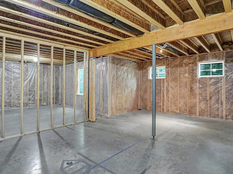 16893 Oak Manor Dr — Photo 68