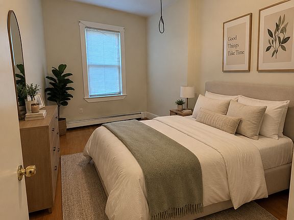 3rd image of 1203 Cambridge St #2