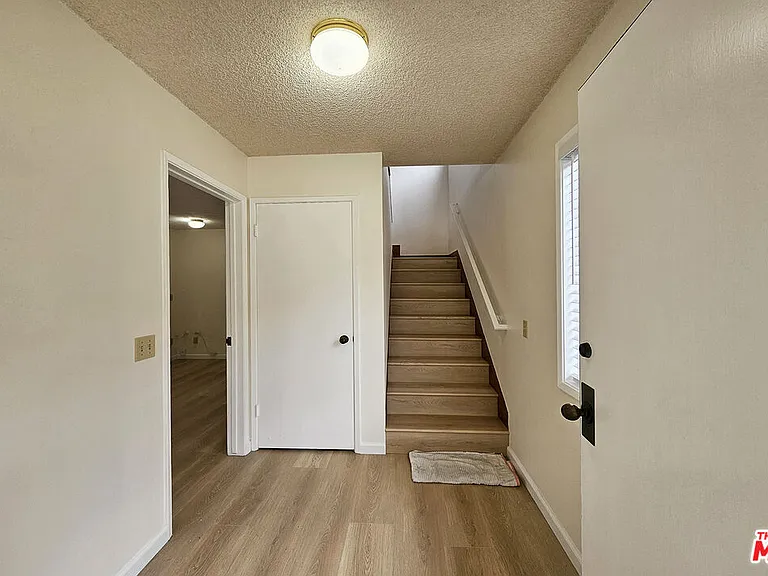 2251 Maurice Ave — Photo 7