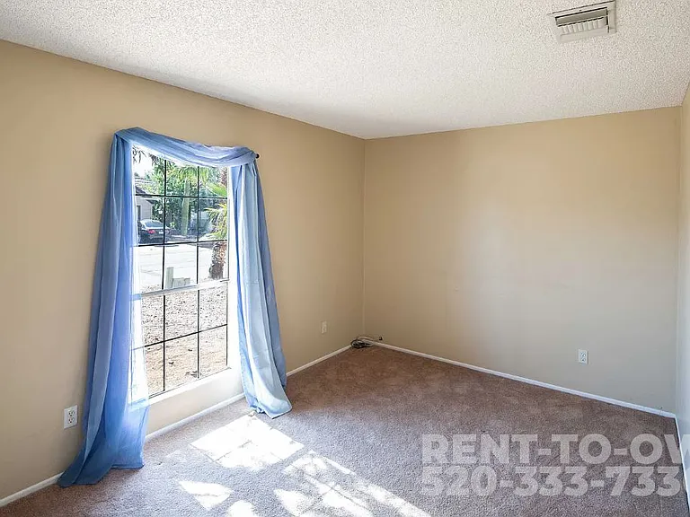 8661 N Newhill Ave — Photo 11