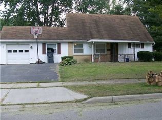 2879 La Rosa Dr, Grove City, OH 43123