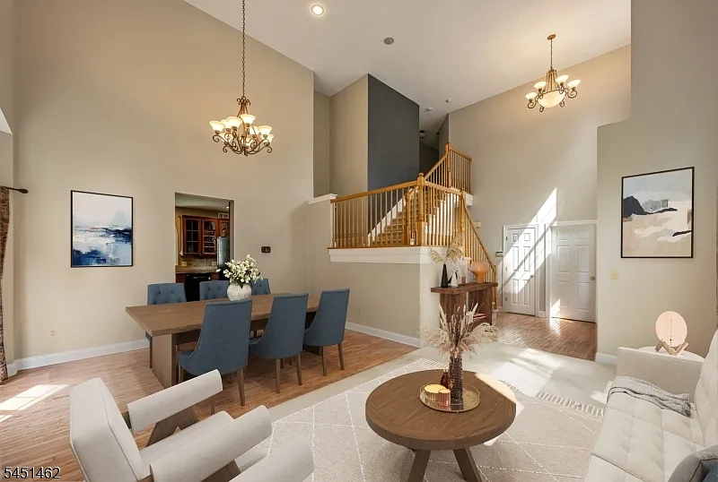 4 bed, 3.5 bath, $4,300 — Photo 3
