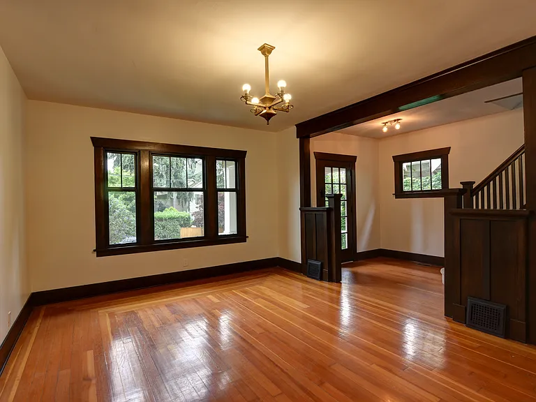 living room to entry