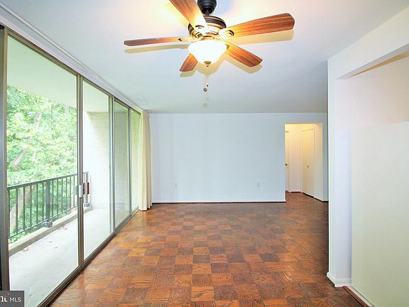 4th image of 4360 Ivymount Ct APT 43