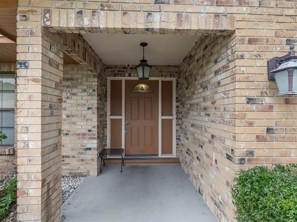 705 Herlong Ct, Brandon, FL 33511