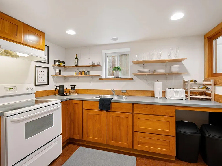 630 NE Killingsworth Ct #B — Photo 8