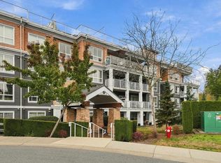 6470 194th St #408, Surrey, BC V4N6J9