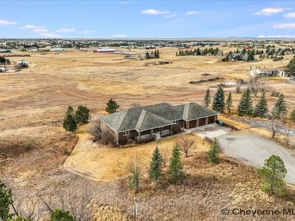 1685 Moriah Ln, Cheyenne, WY 82009