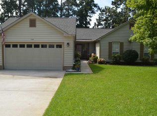 108 Purple Martin Dr, Murrells Inlet, SC 29576