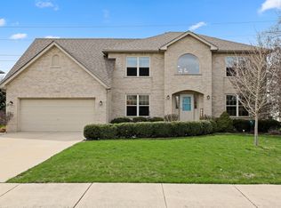 13160 S Blackstone Ln, Plainfield, IL 60585
