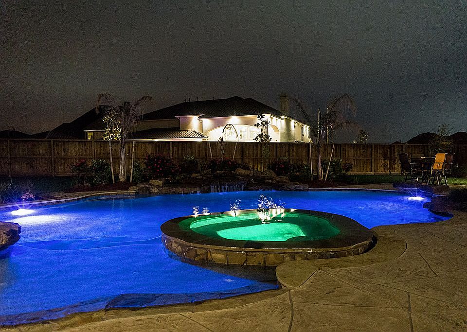 1st image of 2106 Honey Glen Ln