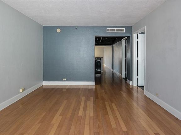 2nd image of 151 E Washington St Unit 514