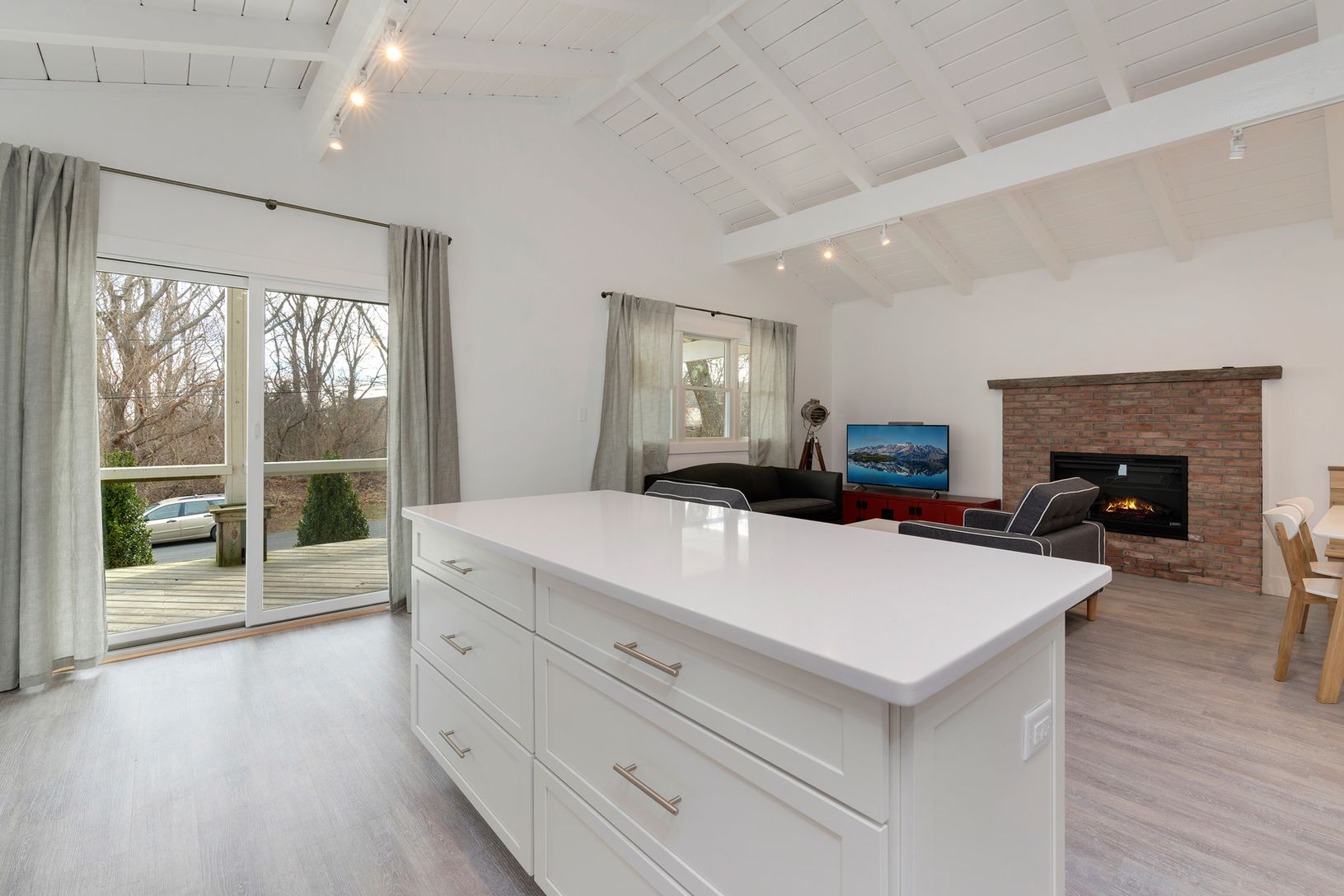  Kitchen and Living Room