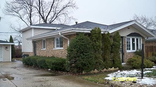 1st image of 4201 W Barry Ln