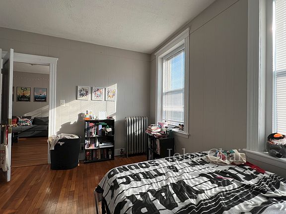 5th image of 6 Carol Ave APT 9