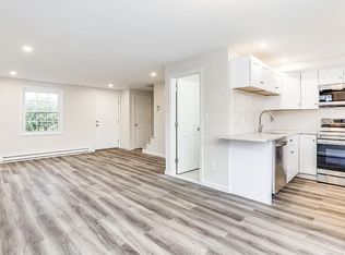 135 W Main St APT 11, Hyannis, MA 02601