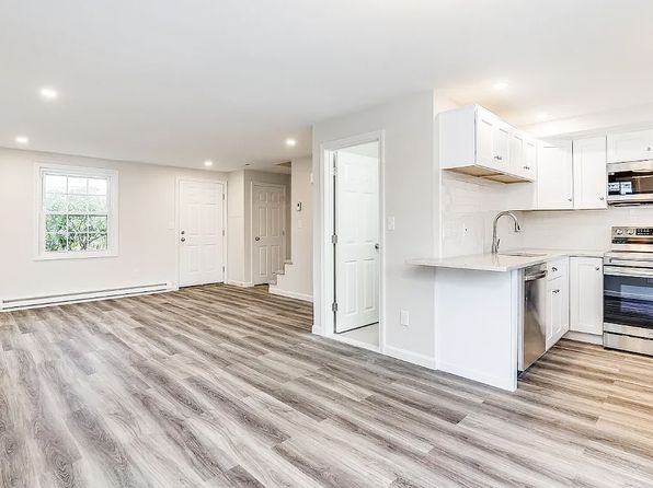 135 W Main St APT 11