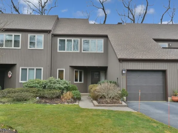 49 Indian Field Ct, Mahwah Twp., NJ 07430