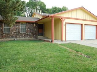 11 Chicory Ct, Pueblo, CO 81001
