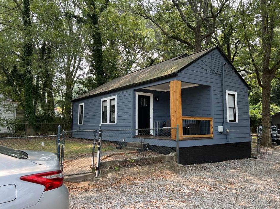 1st image of 5062 Park Ave