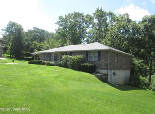 324 Carl Ln, Jefferson City, MO 65101