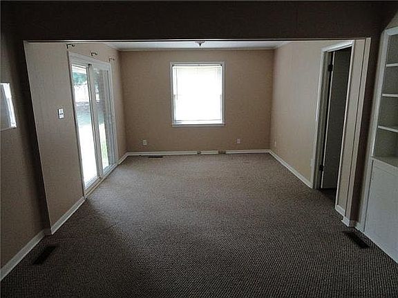 2nd image of 1110 Delmar Ave
