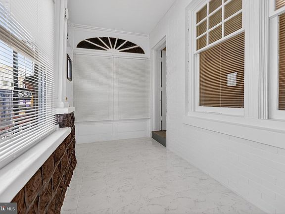 3rd image of 438 W Wellens Ave