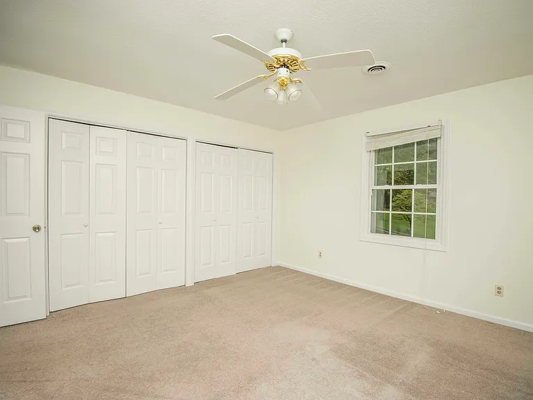 11144 Pleasant Forest Dr — Photo 46