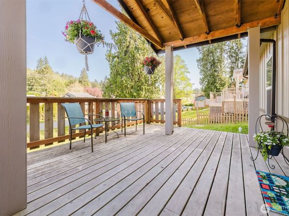 27501 Gamble Bay Road NE, Kingston, WA 98346