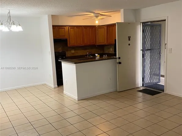 9608 W McNab Rd #103, Fort Lauderdale, FL 33321