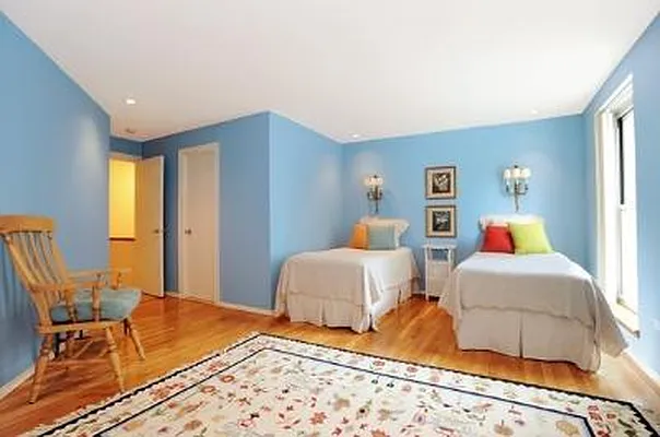 Sold by Corcoran | media 15