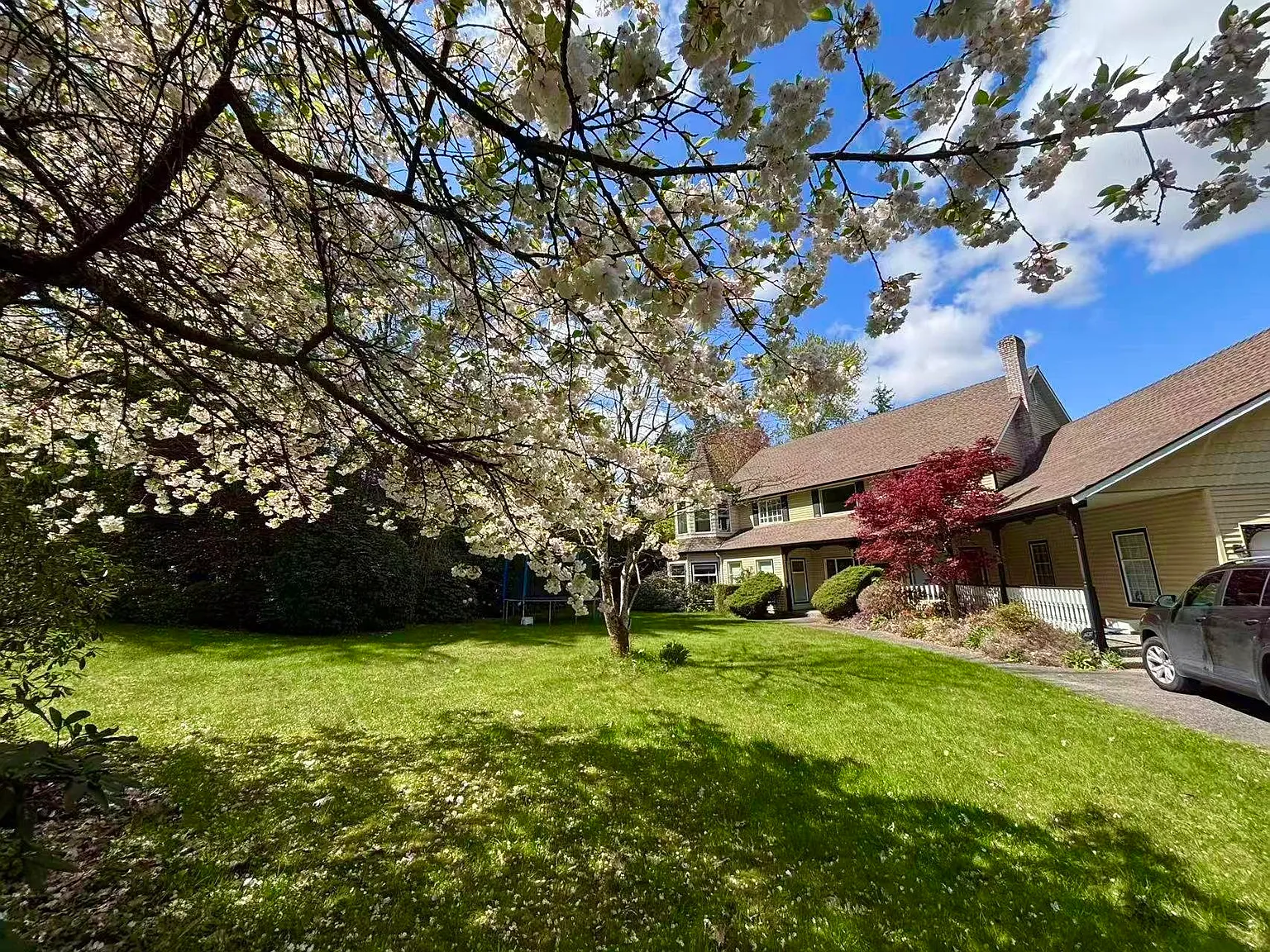 17327 26a Ave photo 1