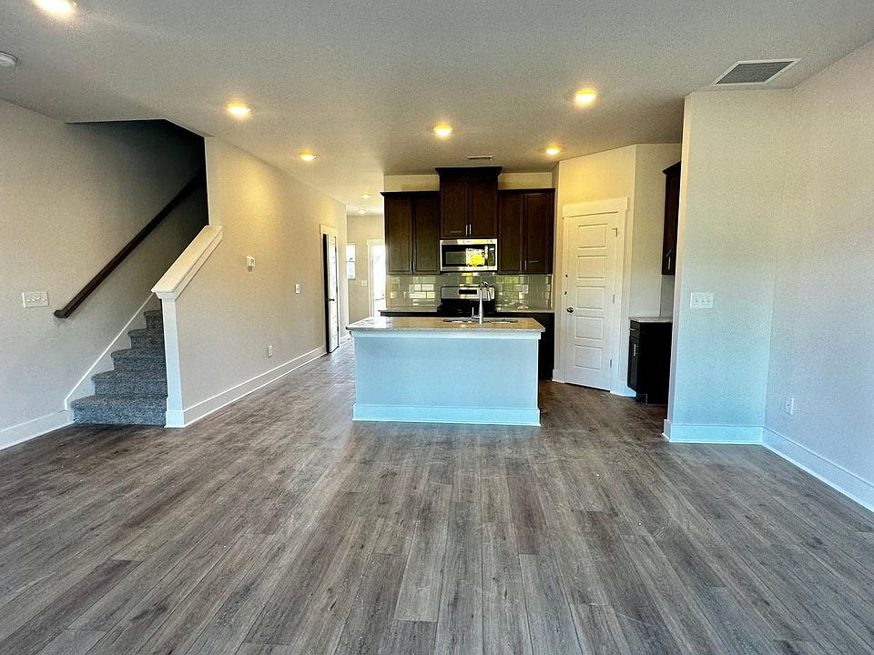 1st image of 436 Ellis Mill St #436
