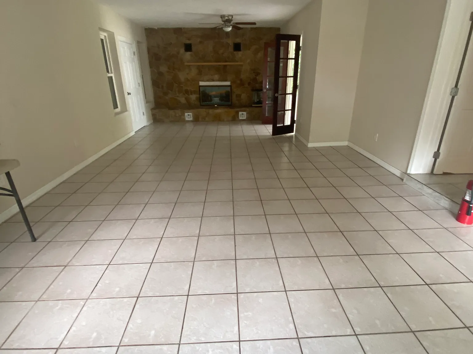 3 bed, 1664 sqft, $1,800 — Photo 3