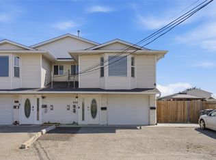 881 Evergreen Pl, Kamloops, BC V2B 5M7