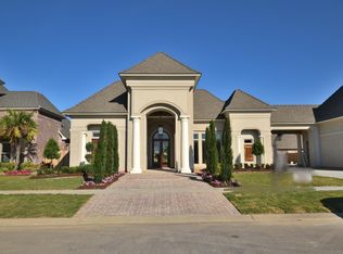 102 Rue De La Rochelle, Broussard, LA 70518