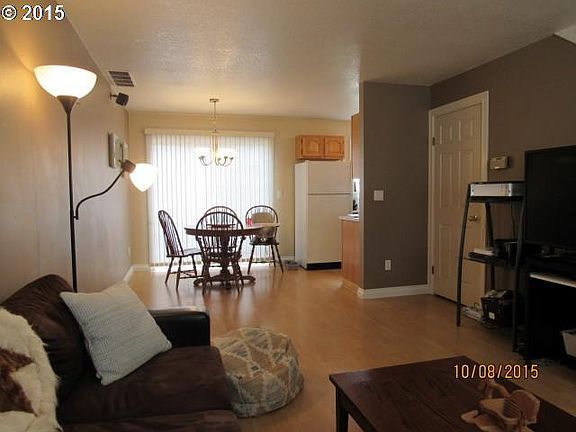 5th image of 8904 NE 15th Ave #2