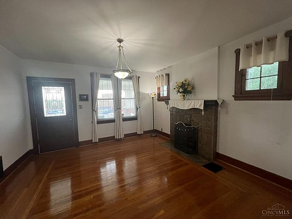 5th image of 2614 Harris Ave